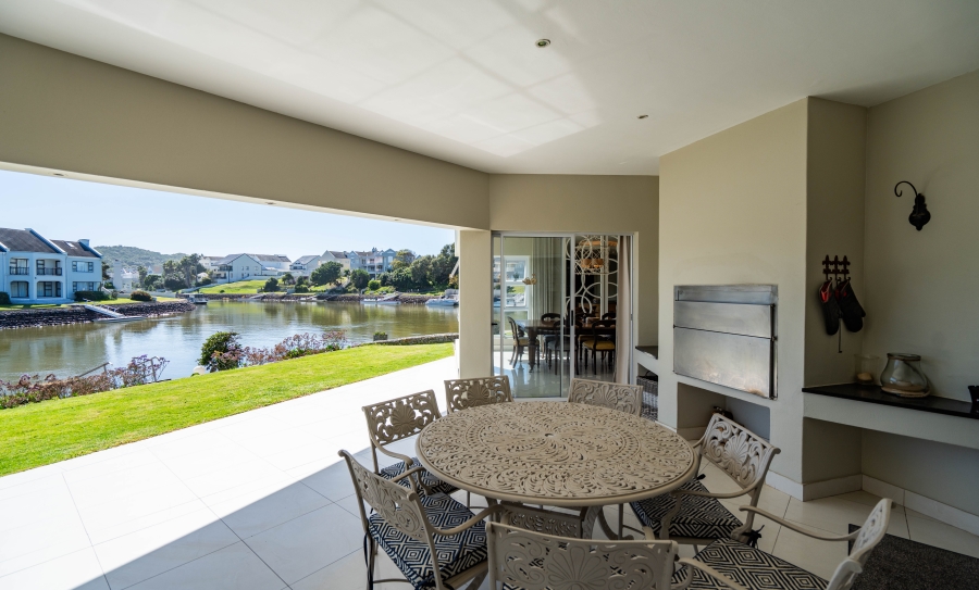 7 Bedroom Property for Sale in Royal Alfred Marina Eastern Cape